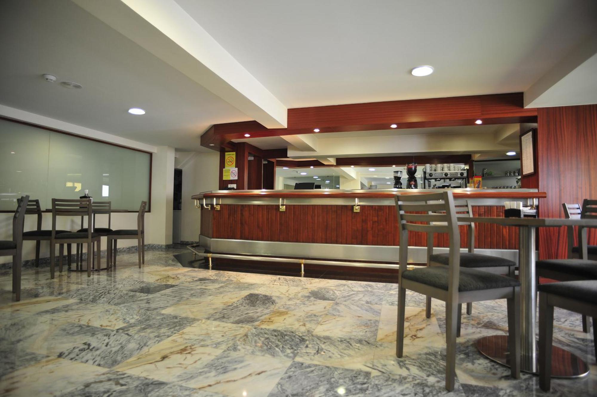 Hotel Windsor Santiago de Compostela Exterior photo