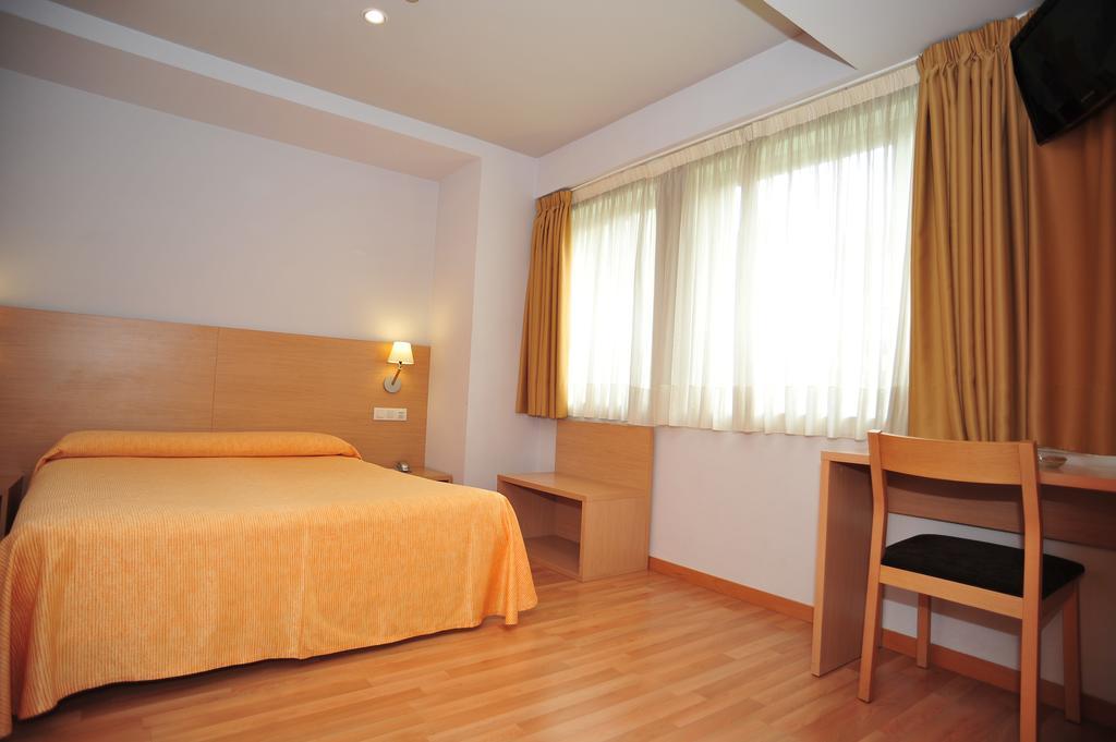 Hotel Windsor Santiago de Compostela Exterior photo